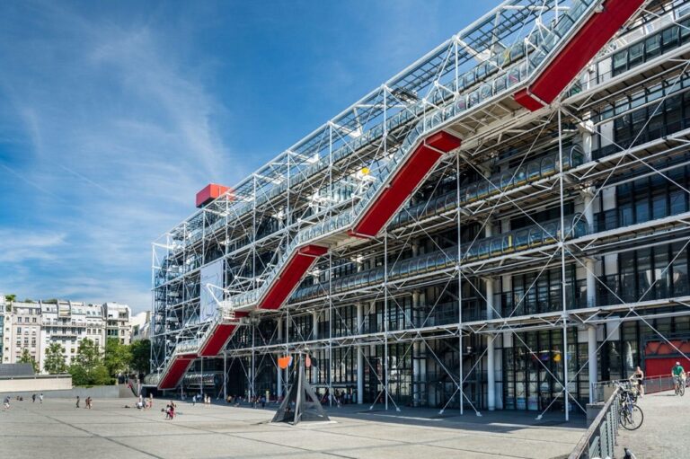 Is Centre Pompidou worth visiting?