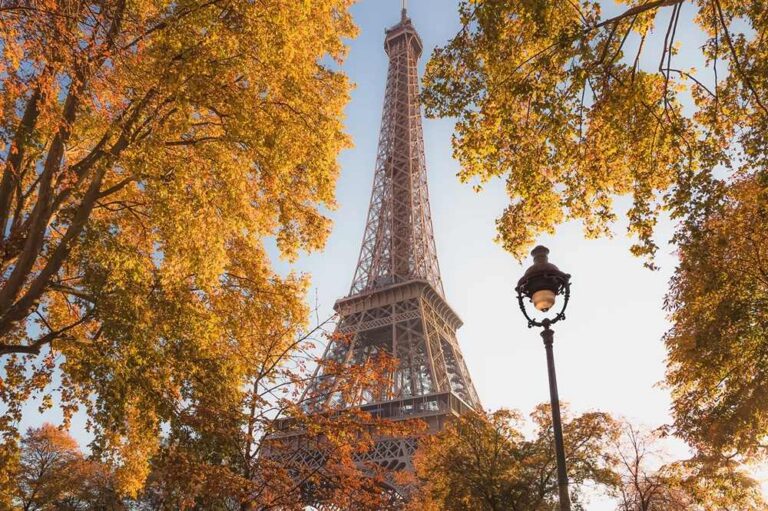 Is Paris better in summer or autumn?