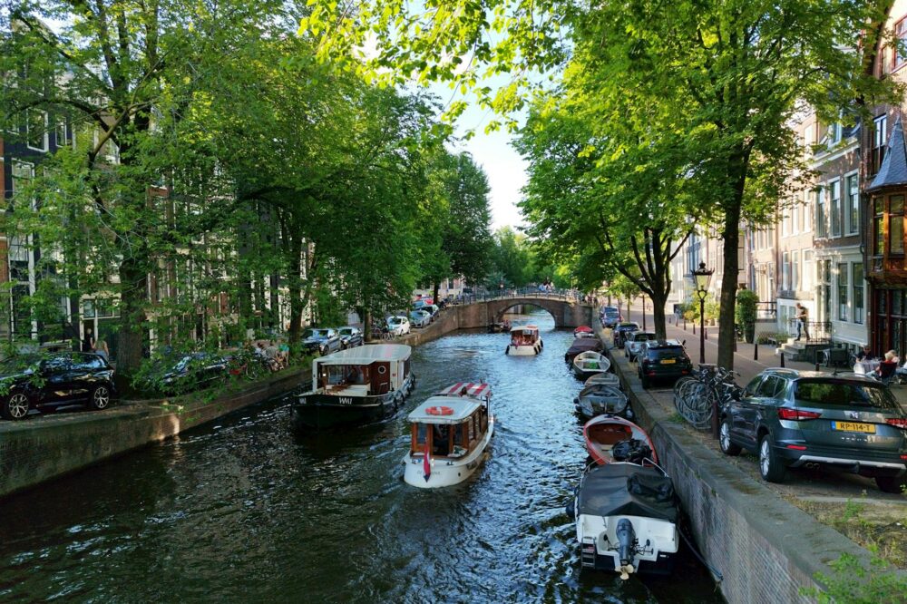 Affordable hotels in Amsterdam with great reviews 2026