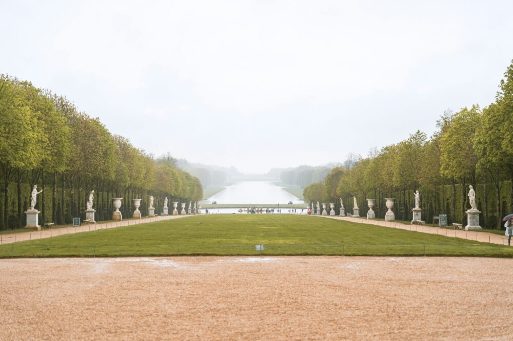 Are the gardens at Versailles open in spring?