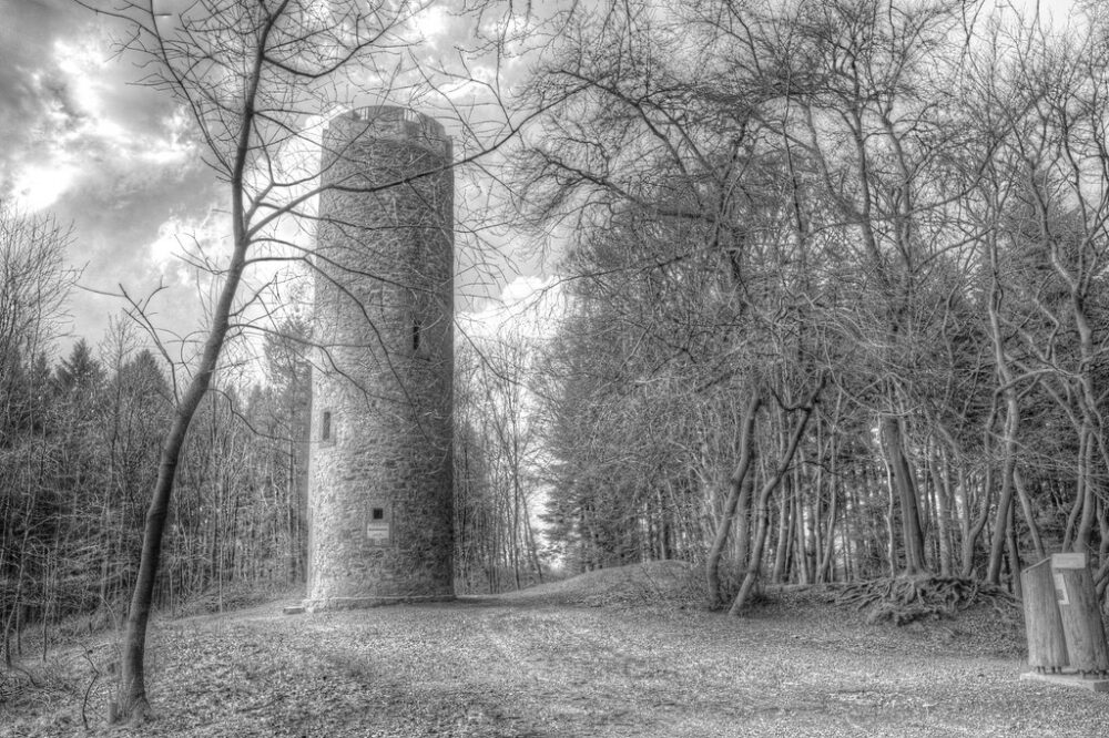 Are there any hidden gems or lesser-known attractions in Barcelona?