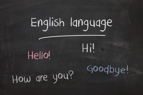 Are there any spring language classes in Paris?