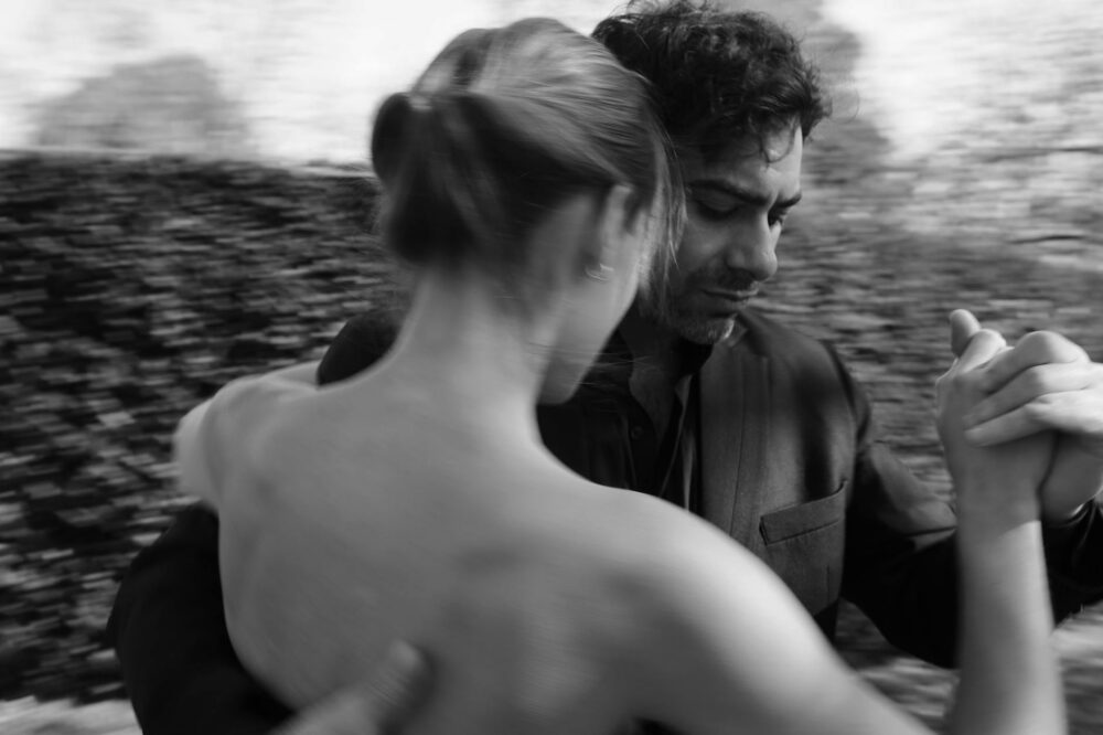 Are there free tango lessons in Paris in 2026?