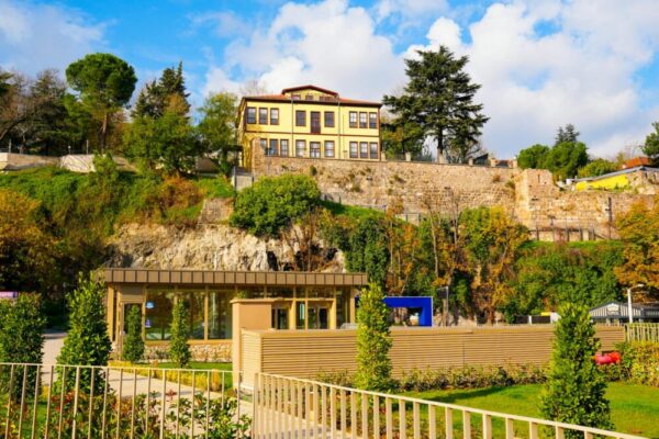 Best cheap hotels in Istanbul with garden 2026