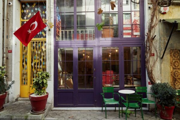 Best cheap hotels in Istanbul with private bathroom 2026
