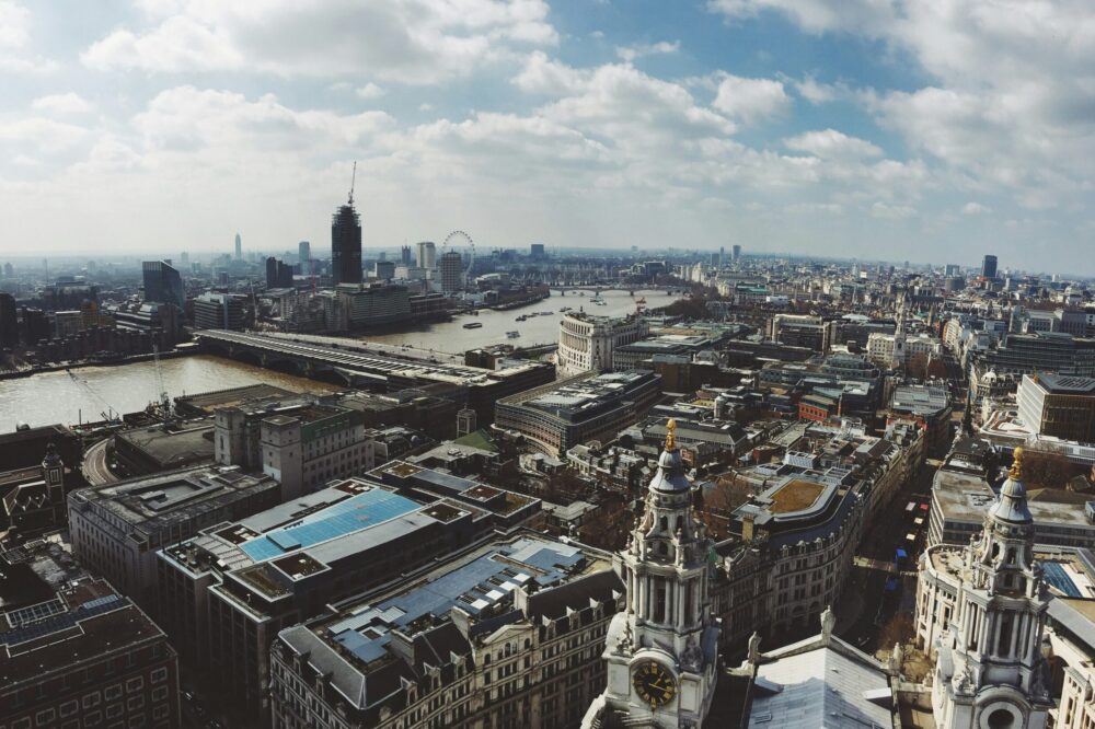 Best cheap hotels in London for solo travelers 2026