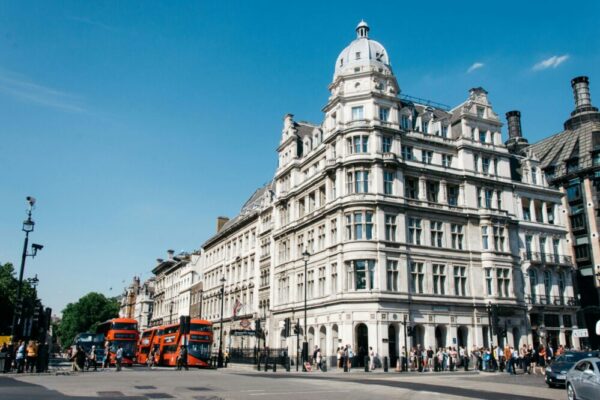 Budget hotels in London with air conditioning 2026