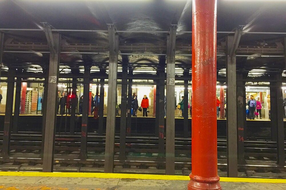 Can I use my mobile phone in Amsterdam?