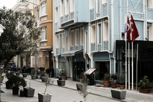 Cheapest hotels in Istanbul with good reviews 2026