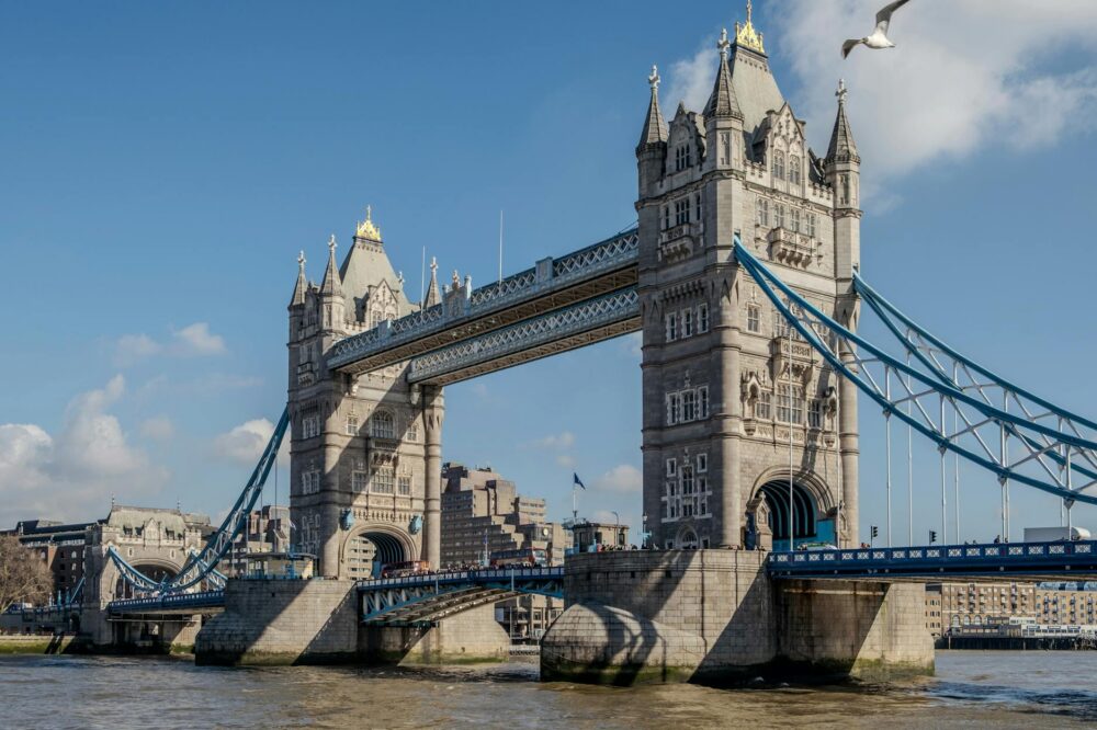 Economy hotels in London near Tower Bridge 2026