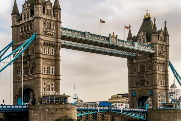 How do I get from London to Oxford?