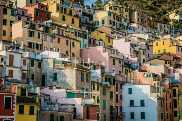 How do you get from Rome to Florence or other Italian cities by train?