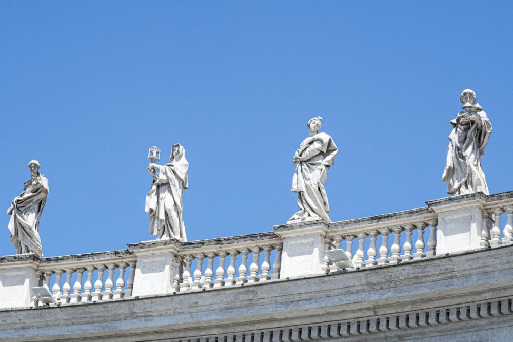 How do you get from Rome to the island of Capri?