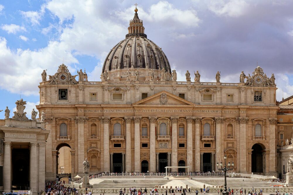 How many days do you need to see the main attractions in Rome?