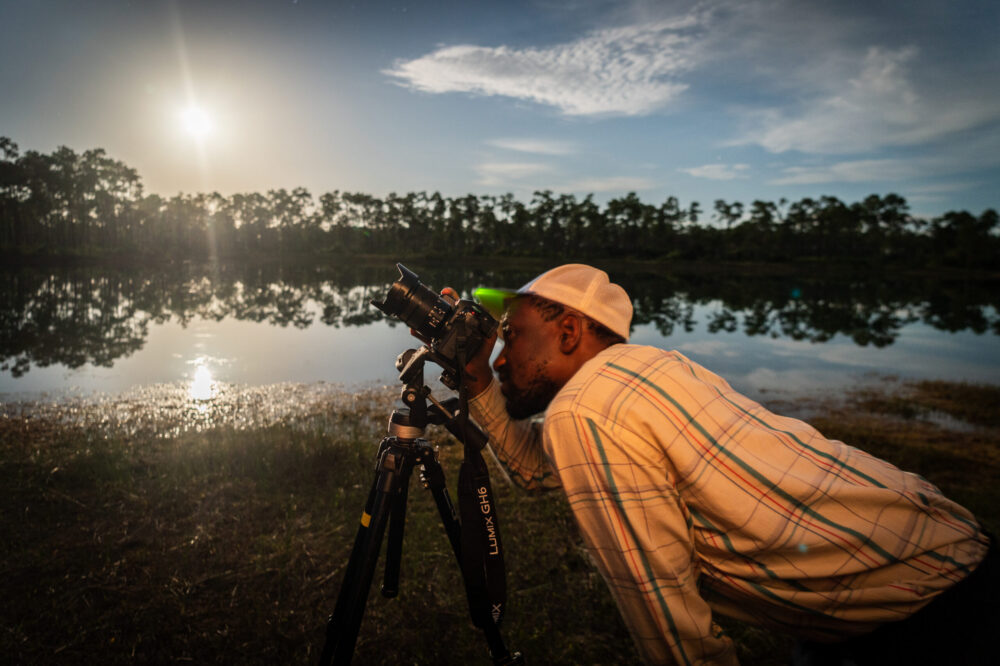How to explore the Arnavutköy neighborhood for free?