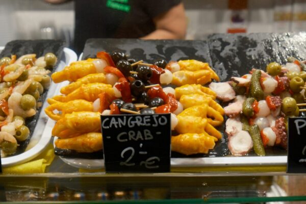 How to find vegetarian and vegan food options in Barcelona?