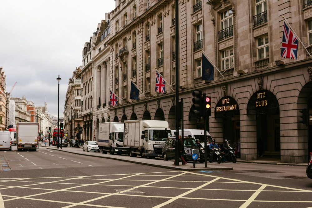 How to get a London Oyster card?