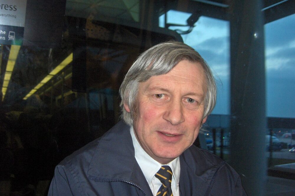 How to get from Liverpool Street to Stansted?