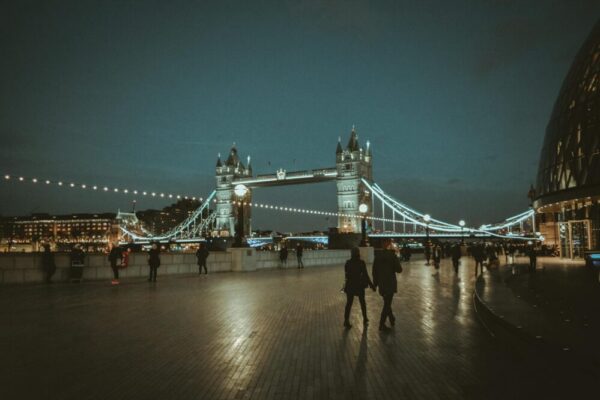 How to get from London Bridge to other stations?