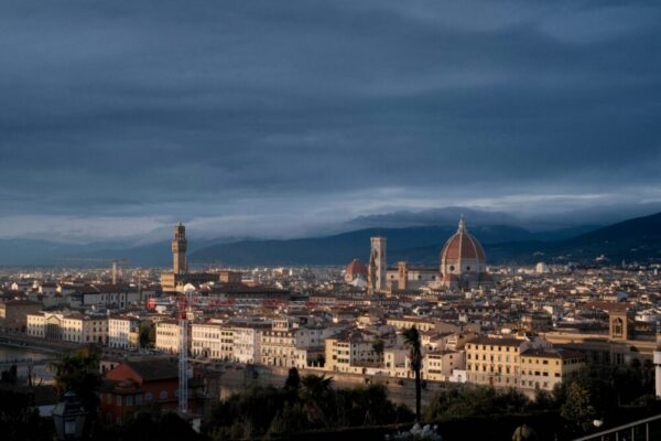 How to get from Rome to Florence by high-speed train for a day trip?