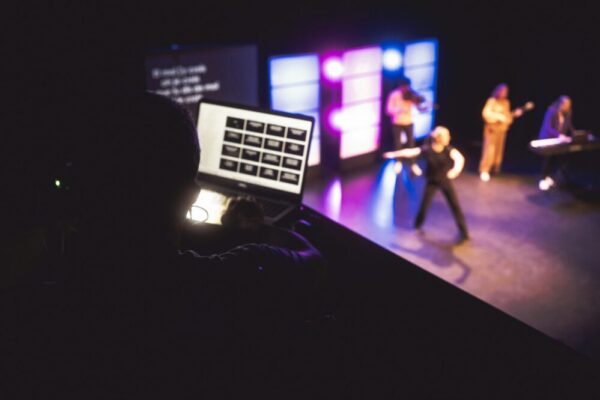 How to plan a day trip from Toulouse to Albi?