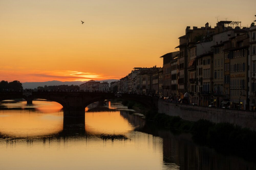 How to see the Ponte Vecchio at sunset?