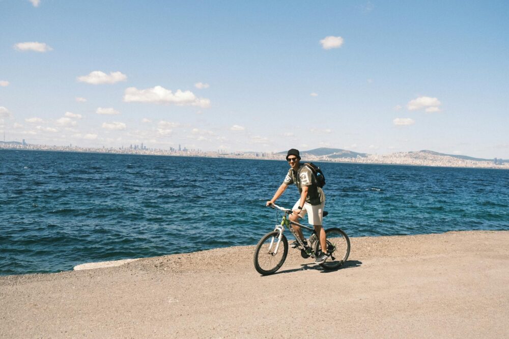 How to take a free bike tour in Istanbul?