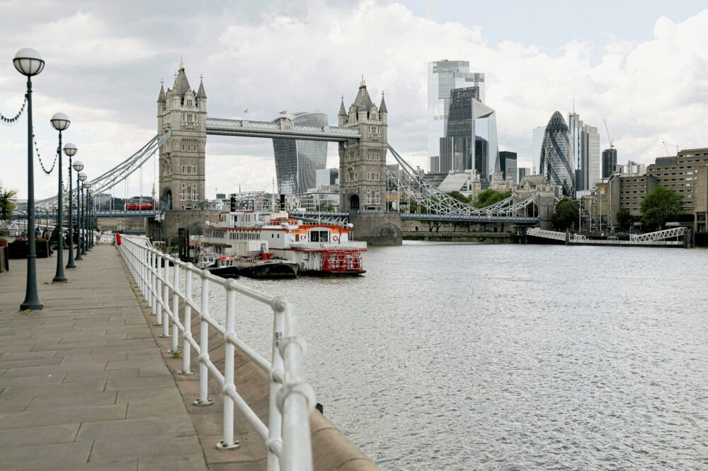 How to visit the London Bridge Experience?