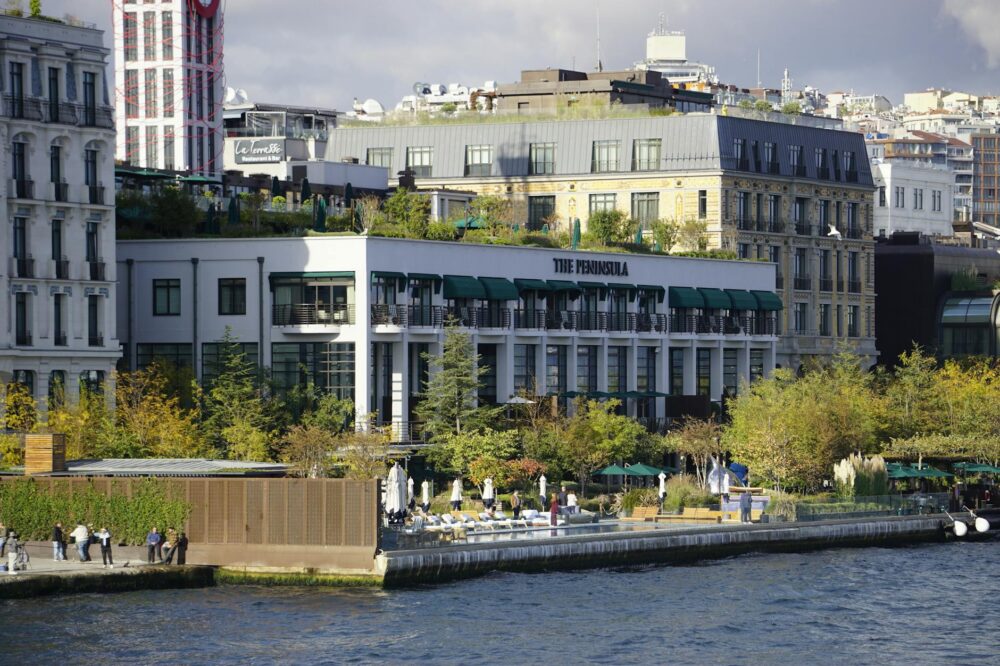 Istanbul budget hotels with kitchenette 2026