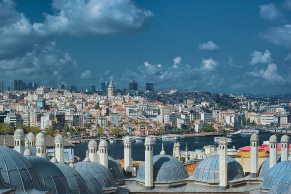 Istanbul cheap hotels with breakfast buffet 2026