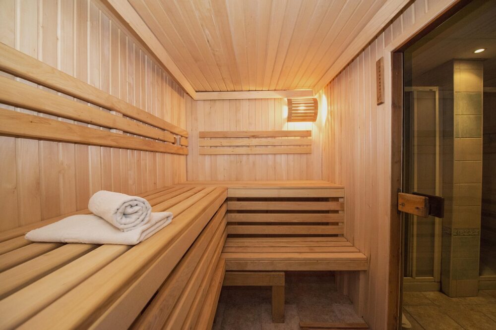 Paris affordable hotels near Disneyland 2026