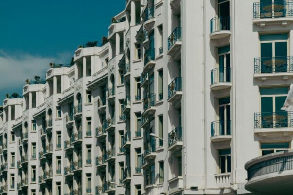 Paris affordable hotels near Disneyland 2026