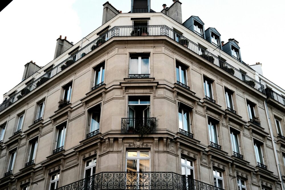 Paris affordable hotels with pet-friendly policy 2026