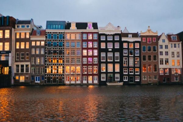 Should I tip in Amsterdam?