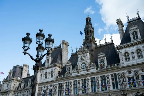 Top cheap hotels in Paris with breakfast included 2026