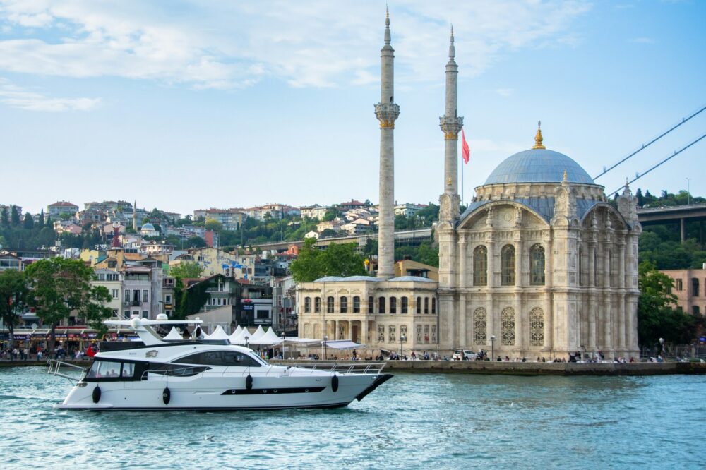What are the best day trips from Istanbul?