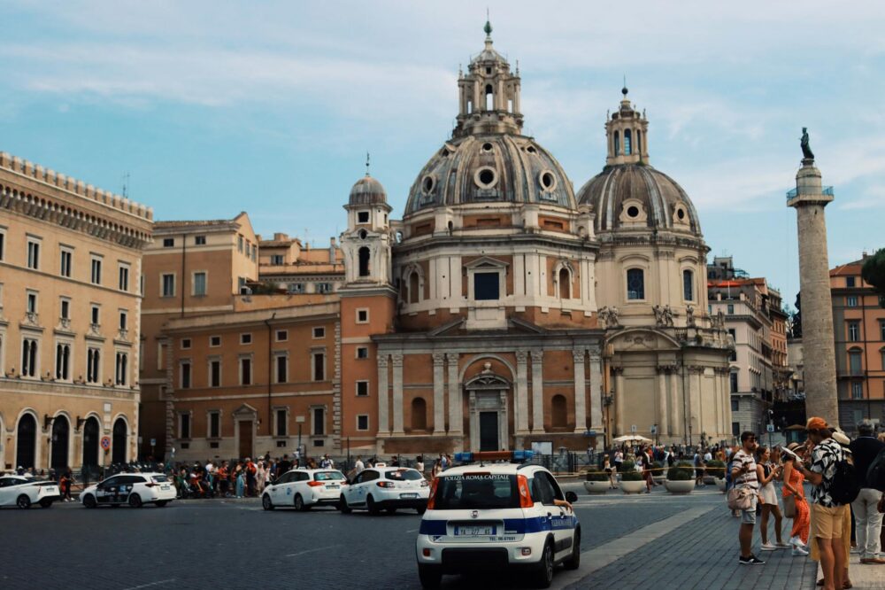 What are the best day trips from Rome by car or organized tour?