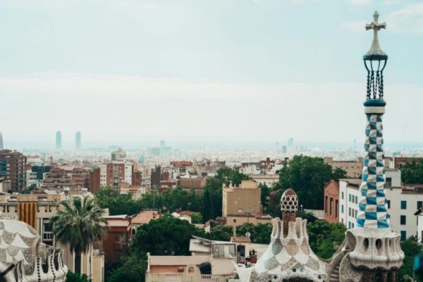 What are the best neighborhoods to stay in Barcelona for tourists?