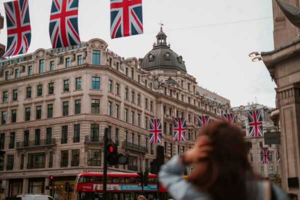 What are the top free things to do in London?