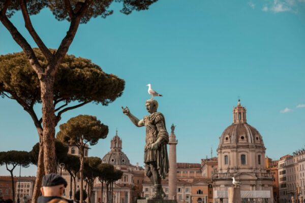 What are the top free things to do in Rome?