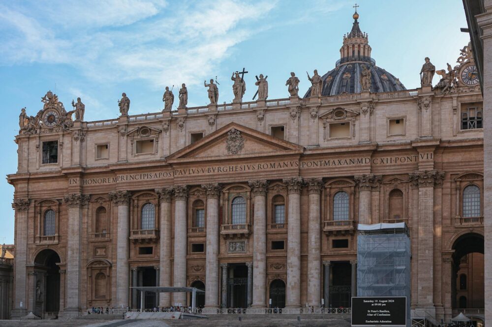 What are the top historical churches to visit in Rome besides St. Peter's?