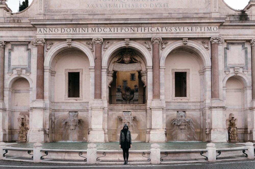 What are the top recommendations for solo female travelers in Rome?