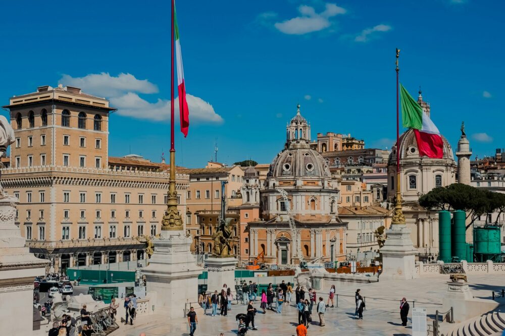 What are the visa requirements for visiting Rome from different countries?