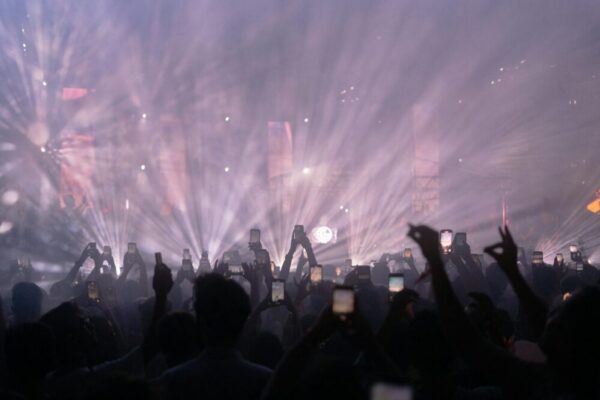 What free concerts are held in Istanbul in 2026?
