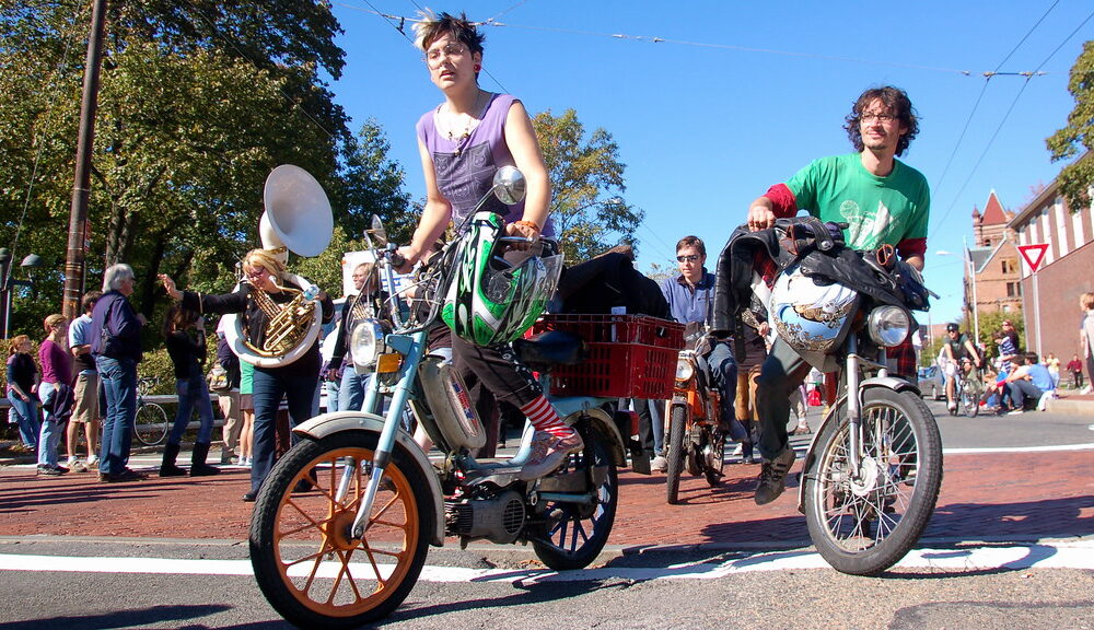 What free concerts are in Paris churches in 2026?