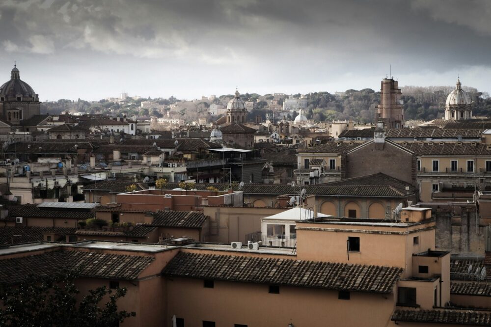 What free rooftop terraces are in Rome in 2026?