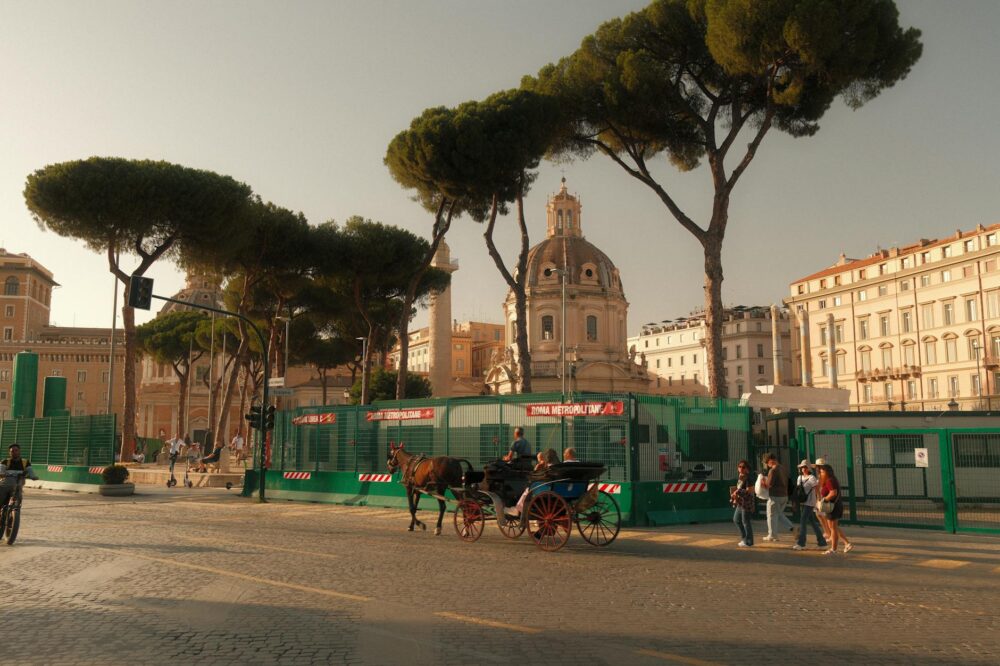 What free walking routes are best in Rome in 2026?