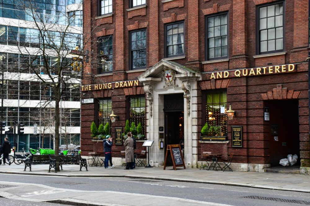 What is the best London pub for traditional food?