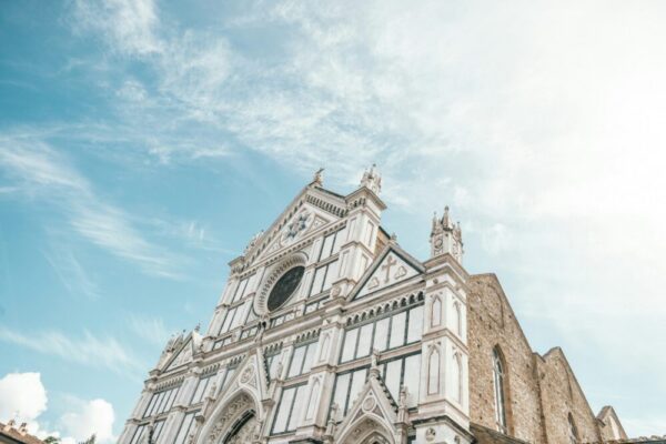What is the best time to visit the Santa Croce Basilica?