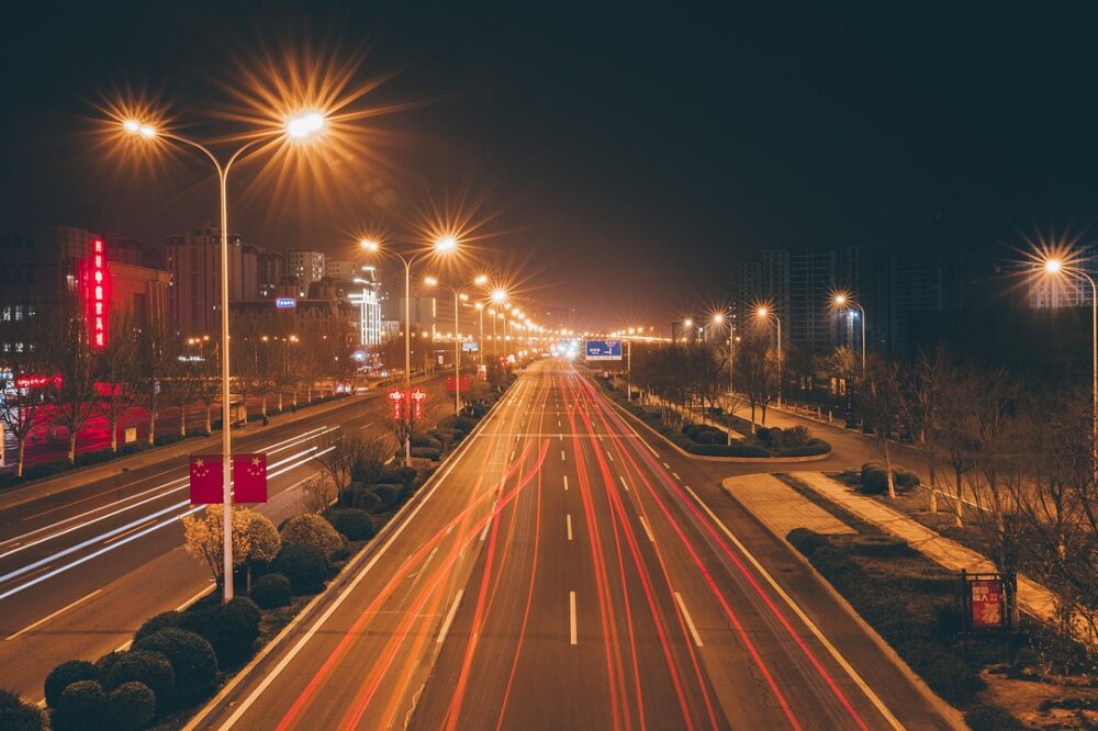 What is the best way to get around London at night?